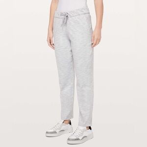 Lululemon On The Fly Pant 27" - High Rise